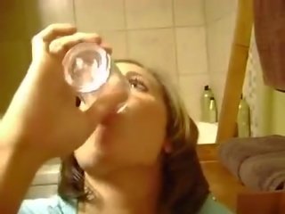 Kristen الشرب نطفة فيديو