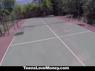 Teenslovemoney - tenisas kūrva dulkina už grynieji
