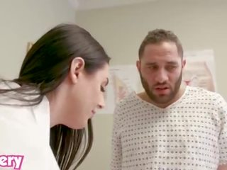 Trickery - intern angela biele fucks the zle pacient